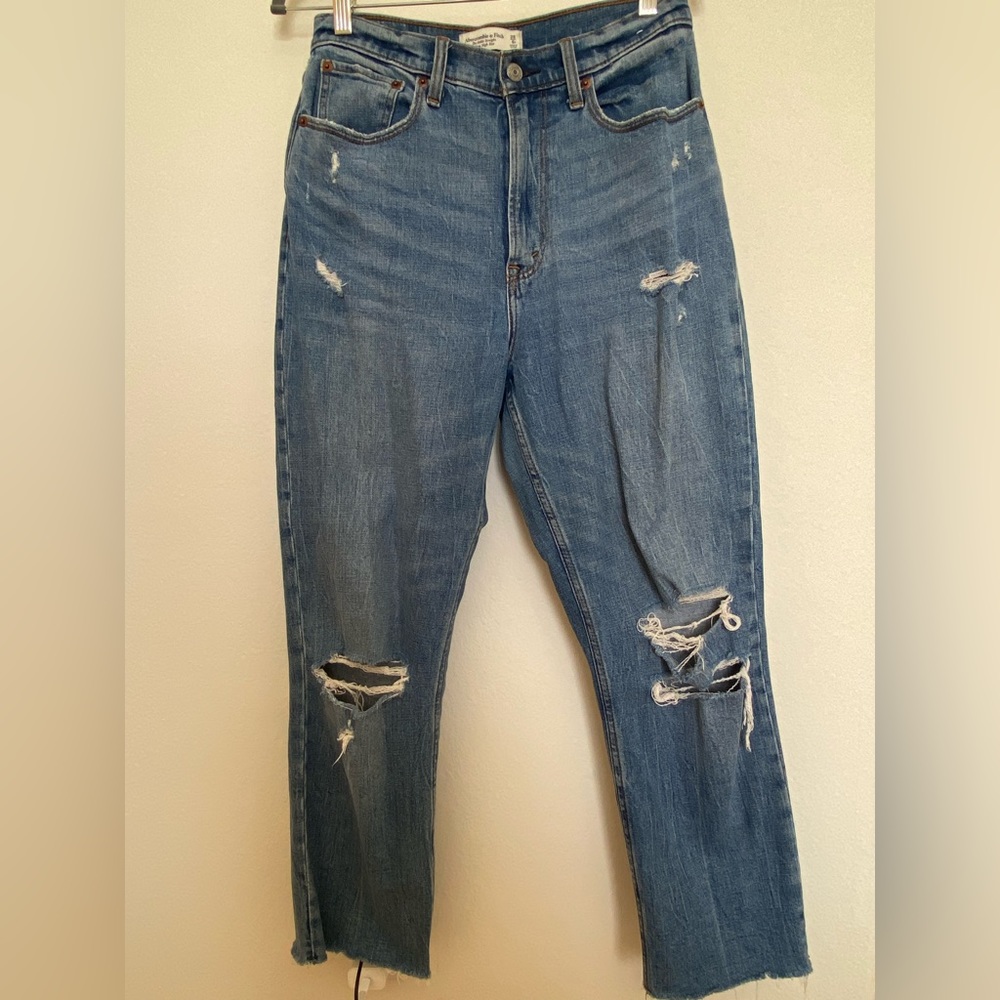 Abercrombie Curve Love Ankle Straight Jeans Medium Wash